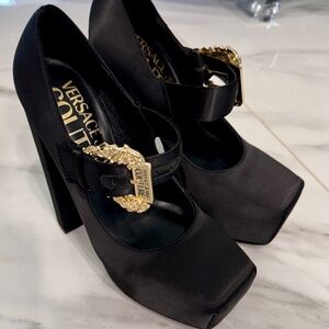 Versace platform